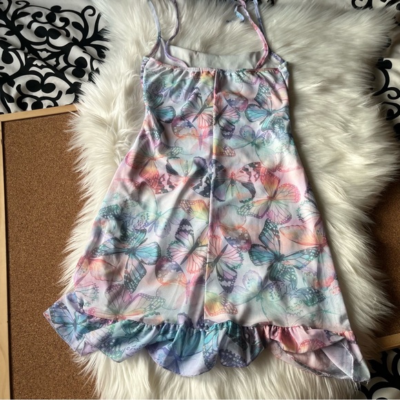 Caution to the Wind | Butterfly Dress - Picture 7 of 10